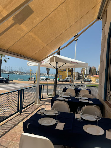 Los Pícaros En El Faro