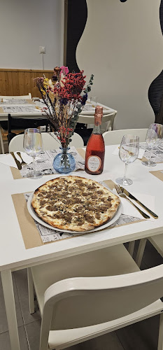 Mamma Mia La Nostra Pizza