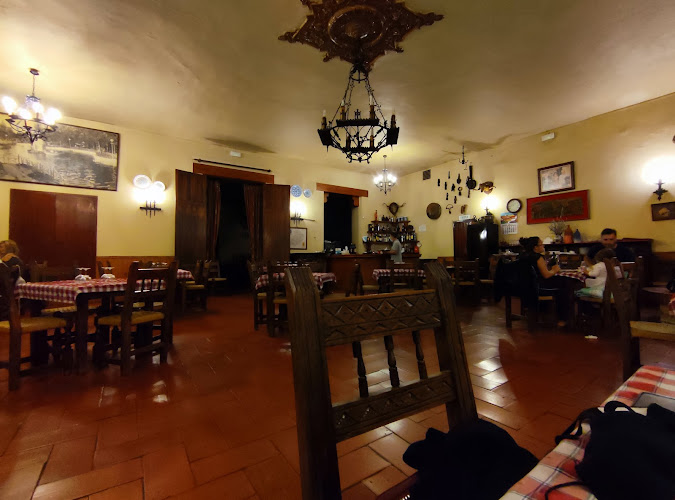 Mesón Del Cordero - Restaurante Rústico-