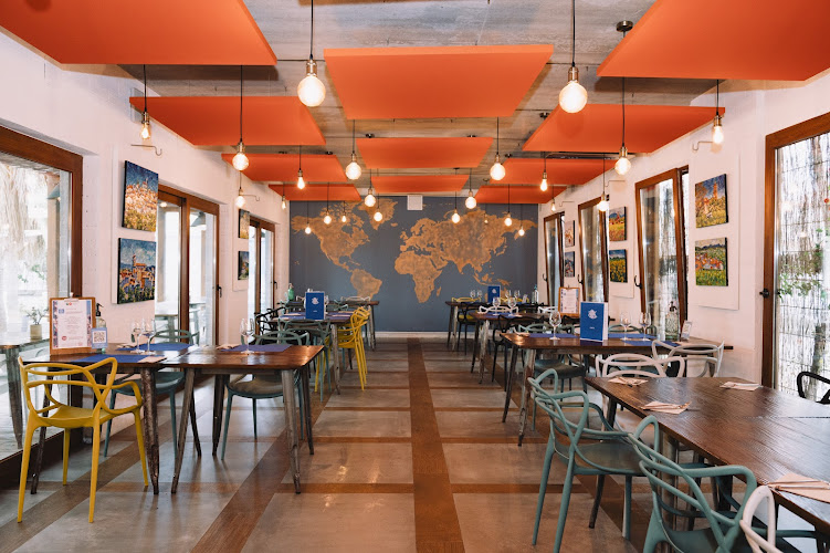 Restaurante - Restlounge La Puerta Azul